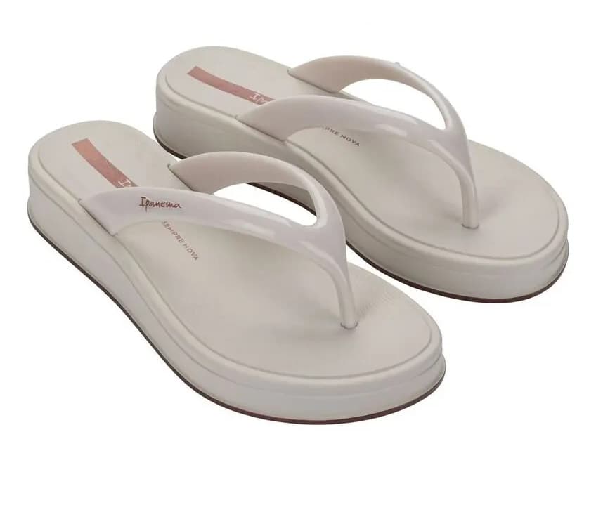 Off-white/Cobre
